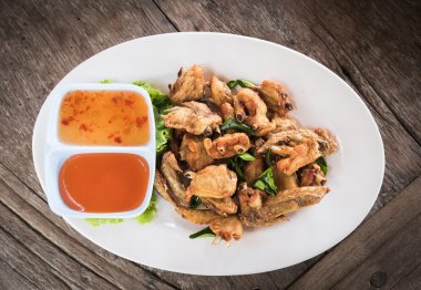 Üstten Görünüm derin kızarmış tavuk kanadı