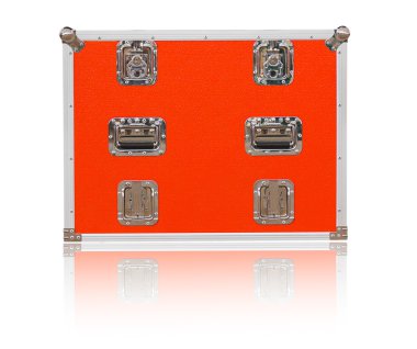 Yeni kırmızı araç kutusu gölge ile