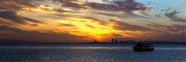 Pattaya siluet manzarası Panoraması