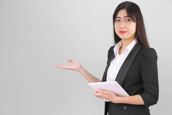 Young Asain Women Long Hair Suit Standing Using Her Digital — Stock Photo, Image