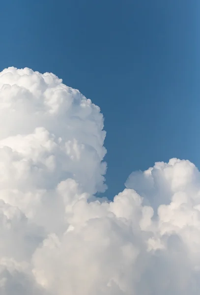 White clouds  in blue sky — Stock Photo, Image