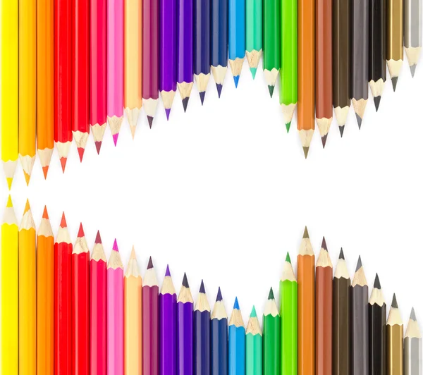 Jeux de crayons de couleur en rangées — Photo