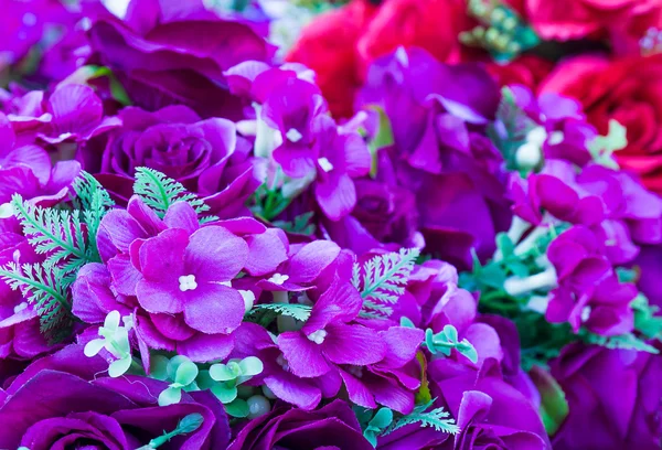 Violeta flor falsa flores de costura hechas a mano —  Fotos de Stock