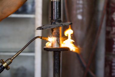 Kaynakçı amortisörler tamir