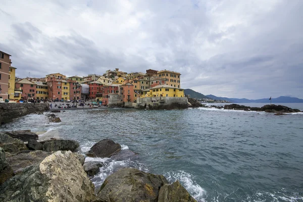 Boccadasse, un piccolo borgo di Genova — Foto Stock