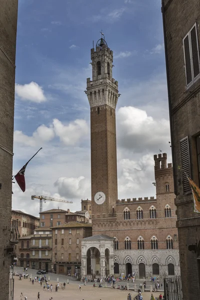 Piazza del Campo με το Palazzo στάθμευσης, Σιένα, Ιταλία — Φωτογραφία Αρχείου