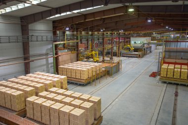 Brickyard. Özel ekipman üretim Salonu