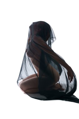 İncelikle bezle poz çıplak kadın dansçı