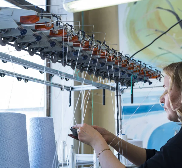 Thread rewinding machine shot — Stock Photo, Image