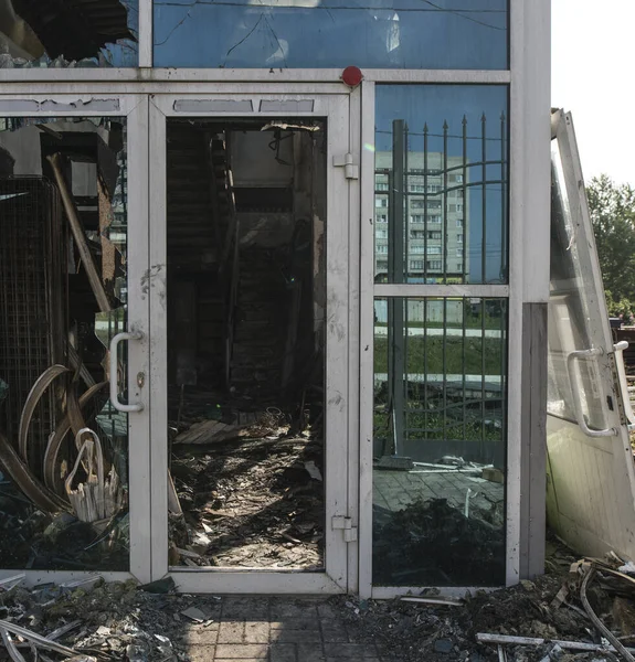 Foto do edifício destruído pelo fogo — Fotografia de Stock