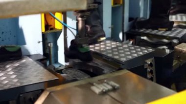 Tabanları istimal Isıtma makine yapıştırma işlemi
