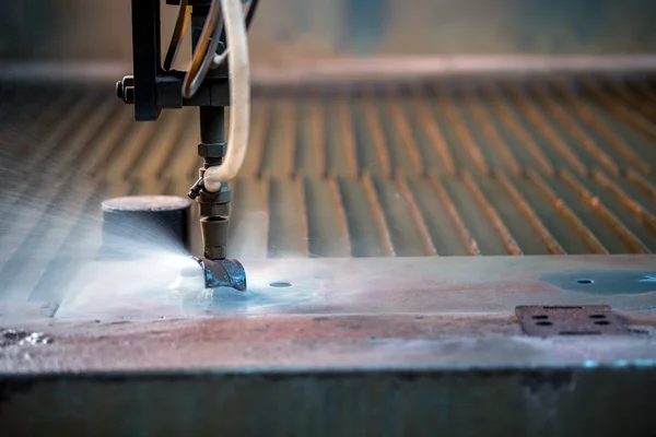 Image of effective method cutting metal - waterjet — Stock Photo, Image