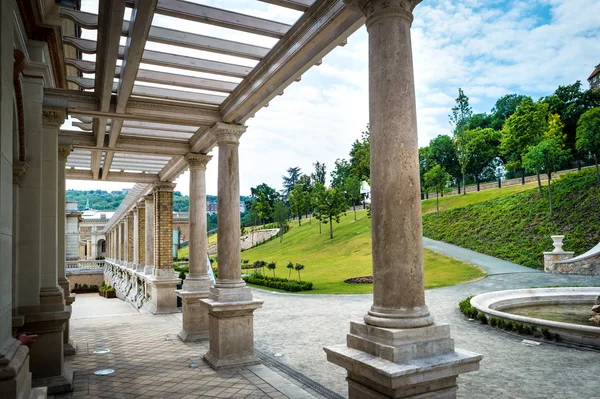 The lower part of Buda castle — Stock Photo, Image