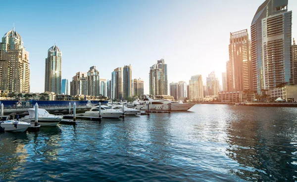 Dubai Marina o zachodzie słońca — Zdjęcie stockowe