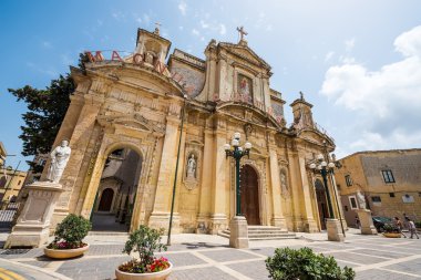 Grotto ve bucak St.Paul Kilisesi Rabat Malta üzerinde
