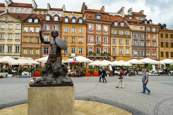 Mermaid statue on Warsaw square — Stock Photo, Image