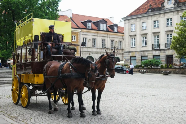 Carriage on Warsaw street — Stock Photo, Image