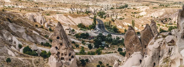 Panoramablick auf die Siedlung Uchisar — Stockfoto