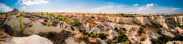 Turkish landscape with unusual sand mountains — Stock Photo, Image