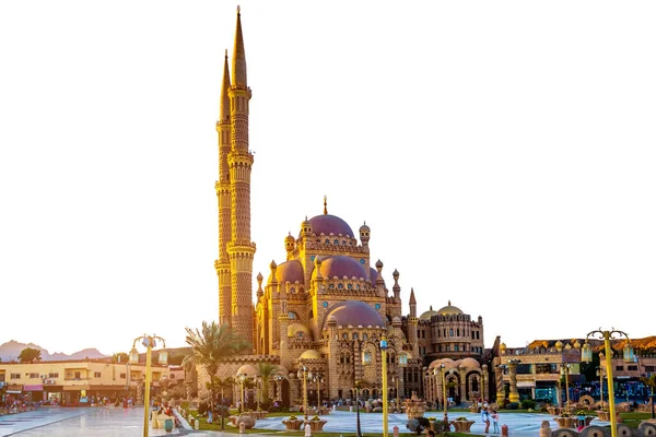 Schöne Al Mustafa Moschee in der Altstadt von Sharm — Stockfoto