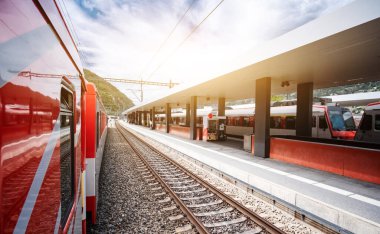 Brig 'deki tren istasyonu.