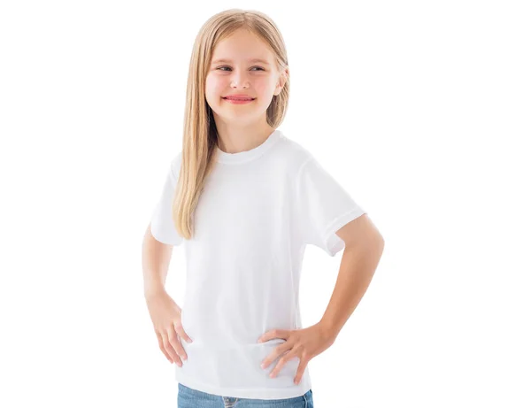 Menina em roupas brancas novas — Fotografia de Stock