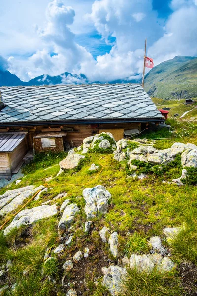 Casa em Alpes — Fotografia de Stock