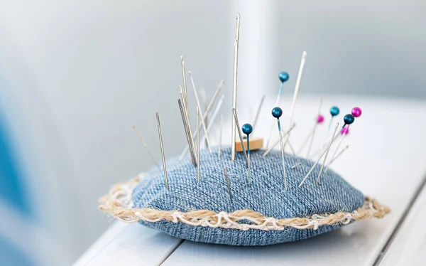 Close up view of needle pillow — Stock Photo, Image