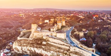 Kamianets Podilskyi kalesinin hava görüntüsü