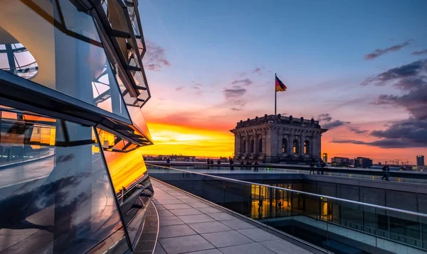 Piękna architektura Reichstagu — Zdjęcie stockowe