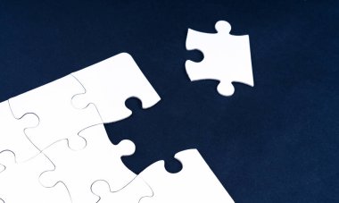 White jigsaw puzzle piece clipart