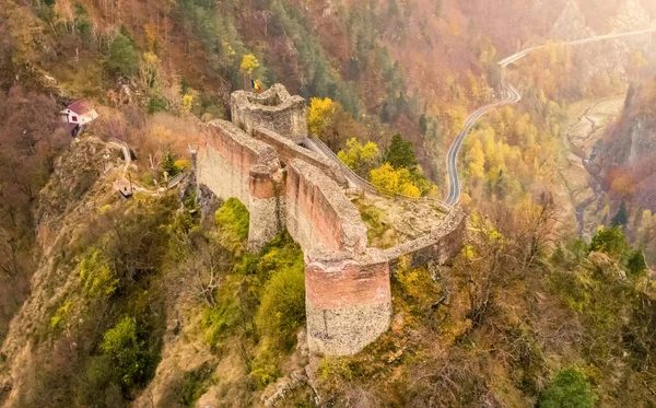 Castello Poenari in rovina — Foto Stock