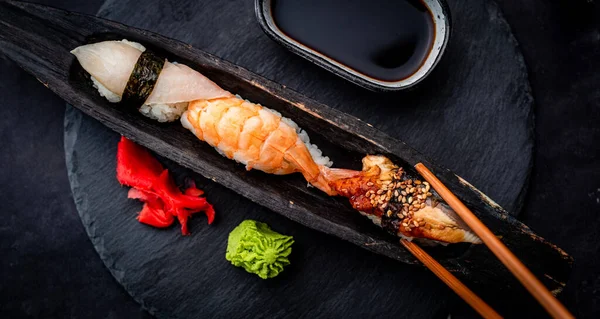Sushi sashimi conjunto primer plano —  Fotos de Stock