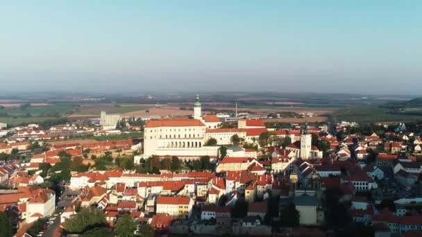 Panorama von Mikulov in Tschechien — Stockvideo