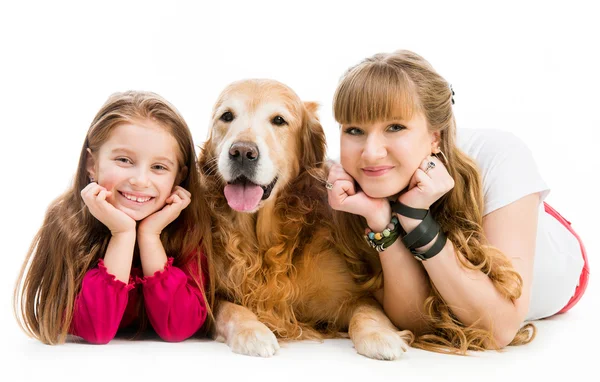 Retriever and girls — Stock Photo, Image