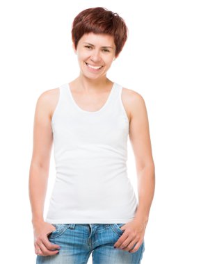 genç bir kadın üzerinde beyaz t-shirt