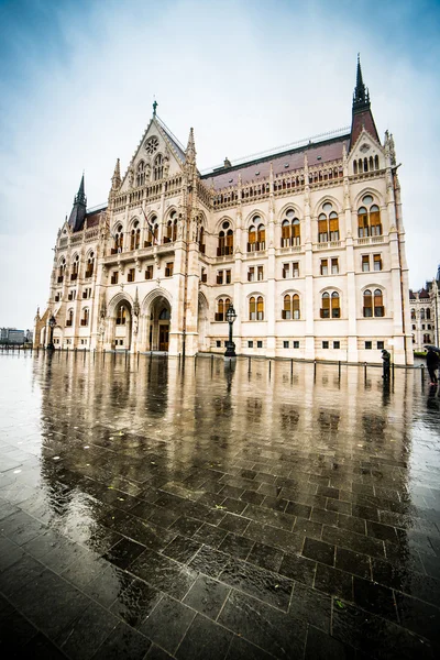 Hungarian Parliament building — Stock Photo, Image