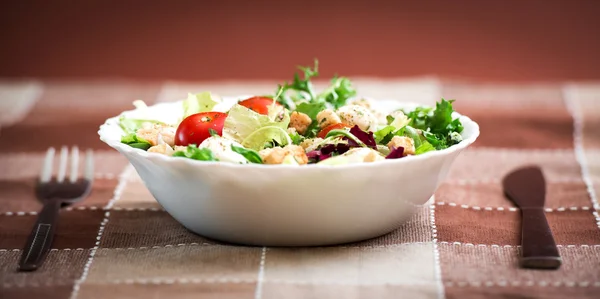 Delicious vegetarian salad — Stock Photo, Image