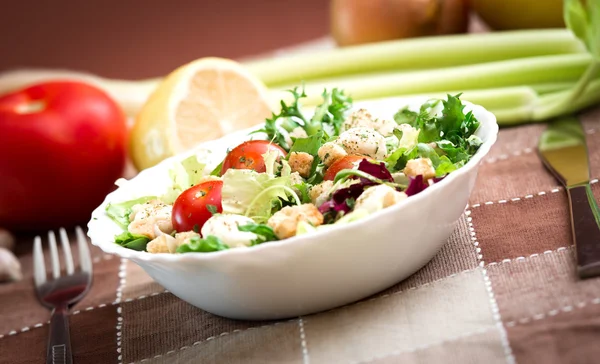 Delicious vegetarian salad — Stock Photo, Image