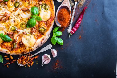 lezzetli pizza