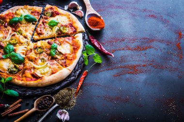 lezzetli pizza