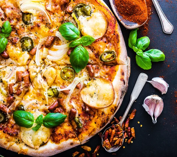 Leckere Pizza — Stockfoto