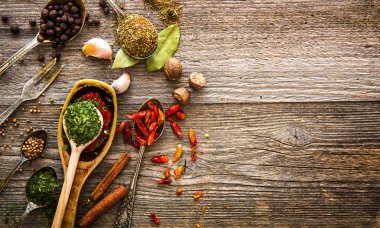 baharatlar ve otlar