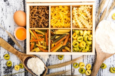 Makarna ve tortellini