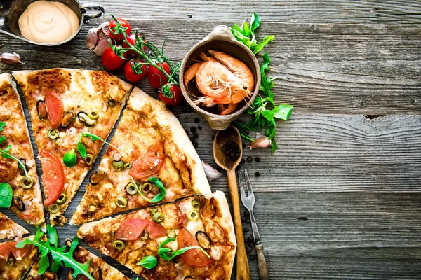 Leckere Pizza — Stockfoto