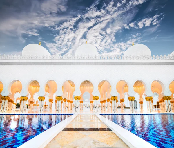 Sheikh Zayed Grand Mosque — Stock Photo, Image