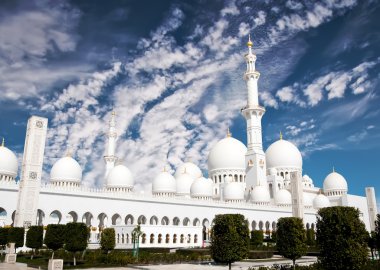 Abu Dabi 'deki Şeyh Zayed camii.