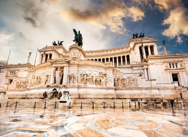 Vittoriano en Roma — Foto de Stock