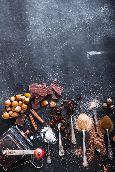 Sweet spices  and chocolate on a table — Stock Photo, Image