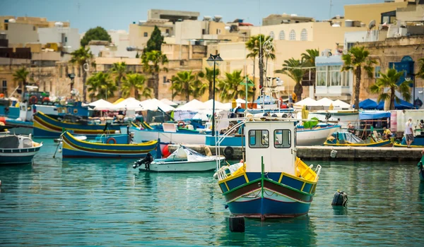 Barco de pesca en Marsaxlokk — Foto de Stock